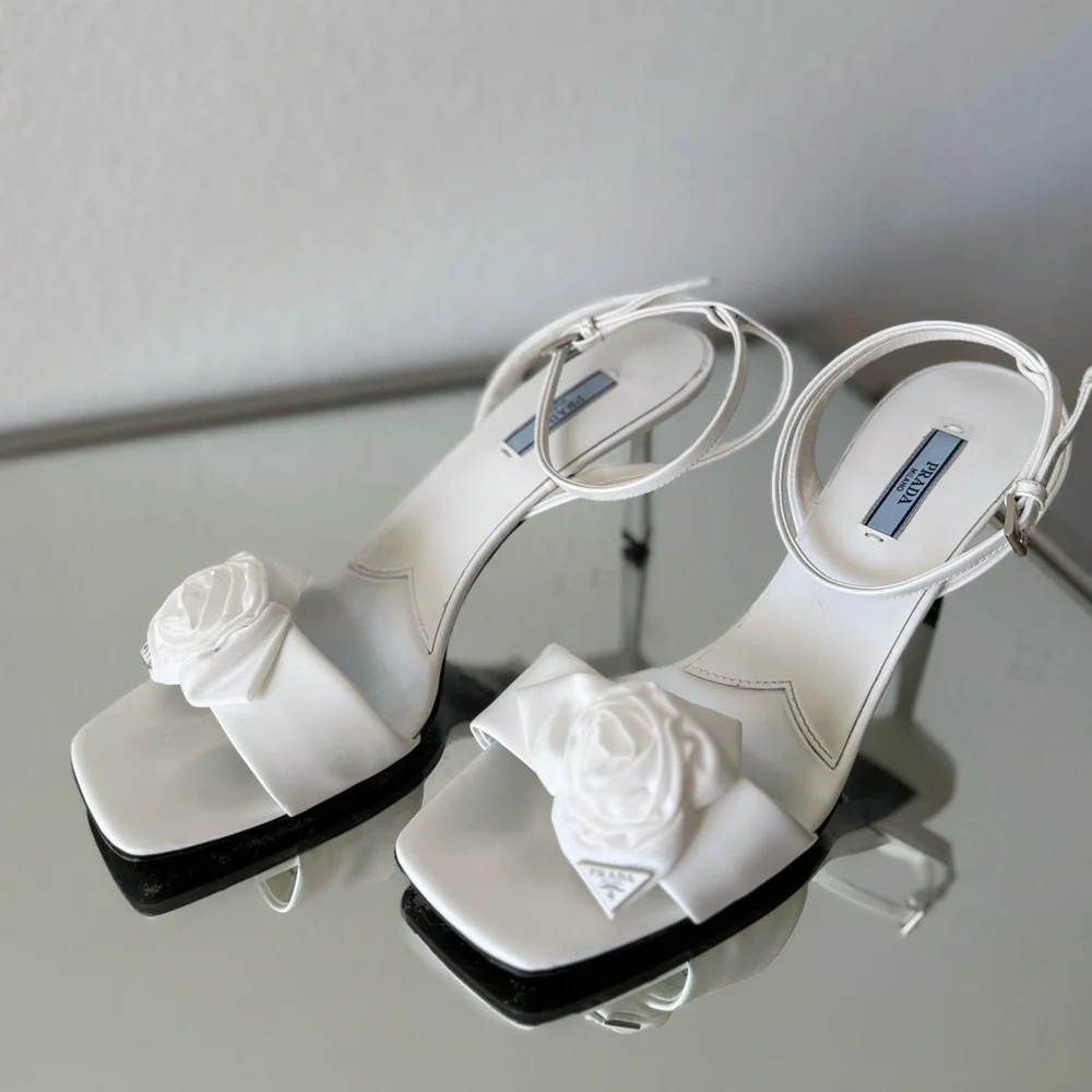 EUC PRADA Rosette leather sandals 41 - Picture 13 of 15